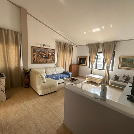 Italian Style Apartment دراس المظهر الخارجي الصورة